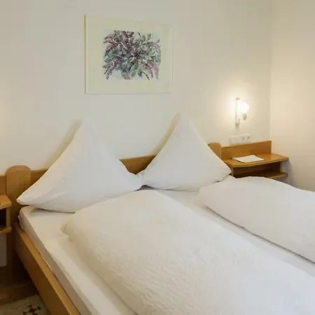 Penzion Gaestehaus Truckenbrodt 4*